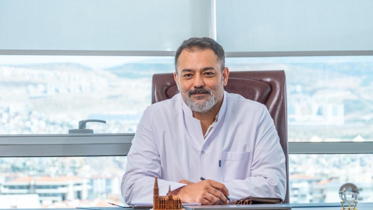 Yemek borusu kanserinde erken tanı hayat kurtarıyor