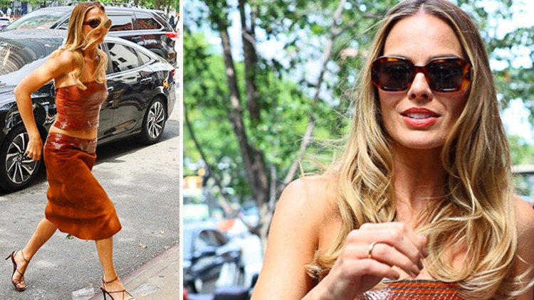 Yarı çıplak gezdi ama yine de filmini kimse izlemedi... Bir yıldız gişede böyle çöktü Yarı çıplak gezdi ama yine de filmini kimse izlemedi... Bir yıldız gişede böyle çöktü