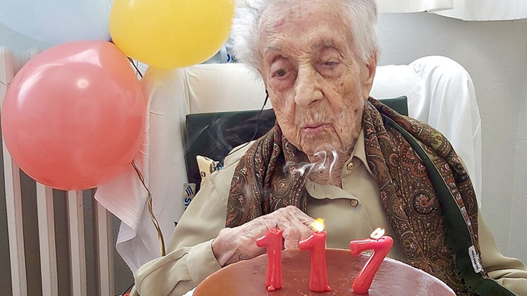 Soranlara Toksik insanlardan uzak durmak diyordu... 117 yılı sağlıkla devirmesinin sırrı ortaya çıktı | Maria Branyasın son dileği yerine getirildi
