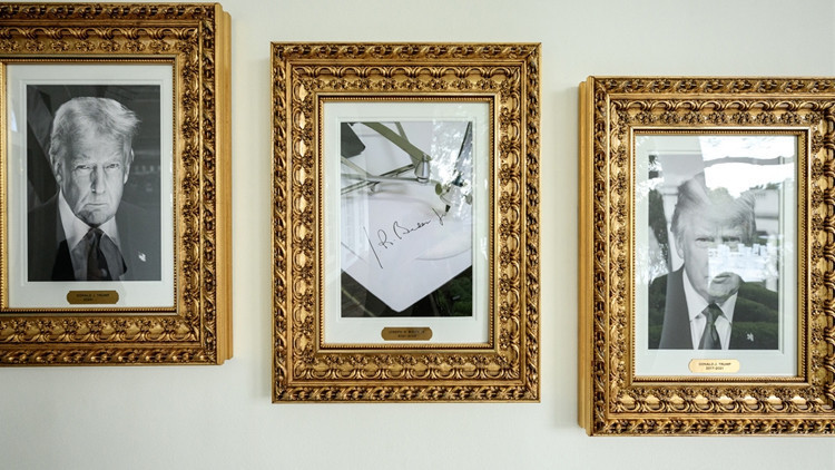 Bidenın fotoğrafı yerine otomatik kalem koydu