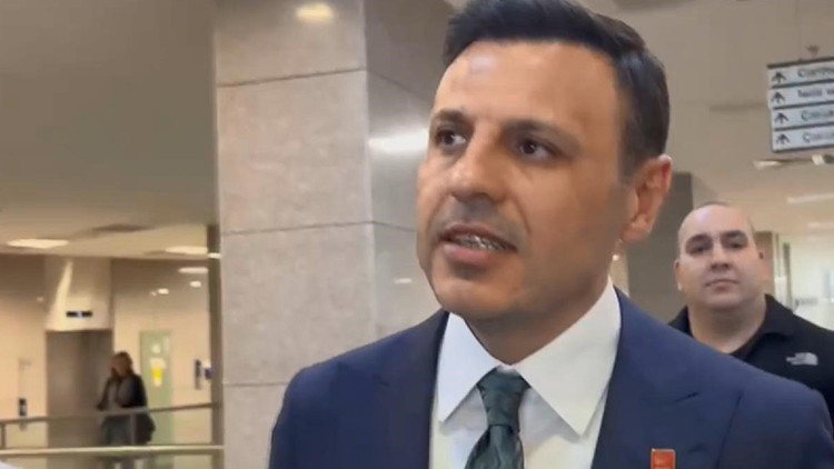 Özgür Çelik görevden uzaklaştırma davasında ilk kez hakim karşısına çıkıyor