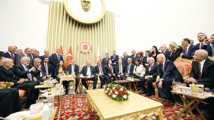 Fatih Erbakan: O fotoğraf ittifak habercisi değil Fatih Erbakan: O fotoğraf ittifak habercisi değil