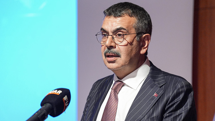 Zorunlu eğitimde değişikliğe gidiliyor | Bakan Tekin: Raporu oluşturduk, Cumhurbaşkanımıza sunacağız