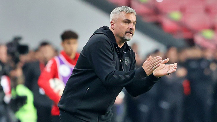 Thomas Reisten hakem yorumu: Ofsayt yoktu, penaltı değildi Thomas Reisten hakem yorumu: Ofsayt yoktu, penaltı değildi