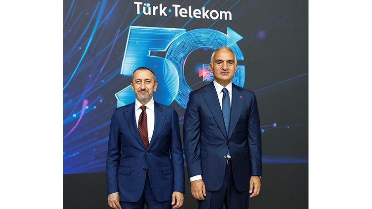 Türk Telekom’dan sanatın kalbi AKM’de 5G deneyimi