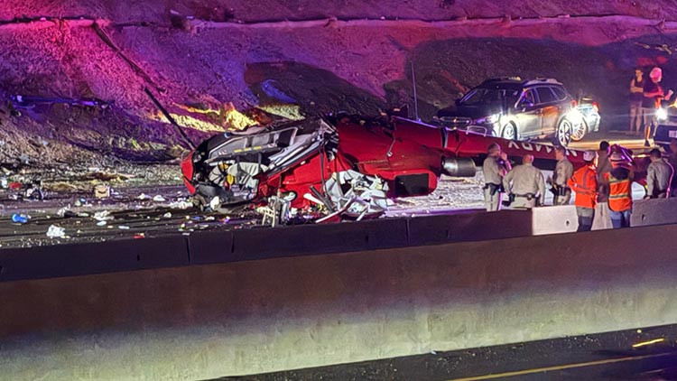 ABD’de helikopter düştü: 3 yaralı ABD’de helikopter düştü: 3 yaralı