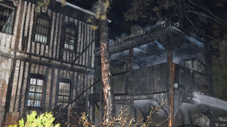 Atatürkün kaldığı konak yangında zarar gördü