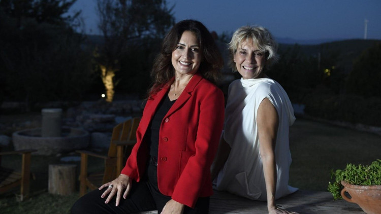 %100&MORE İlham Veren Sohbetler Duygu Alptekin Gürsu: Kurumsaldan koçluğa - Bir dönüşüm hikayesi1