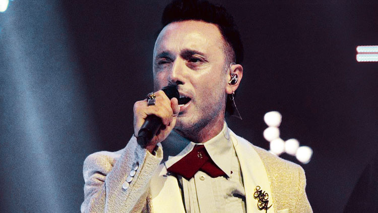 Mabel’den Güllü şarkısı