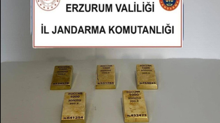 Horasanda altın operasyonu: 5 adet külçe altın ele geçirildi