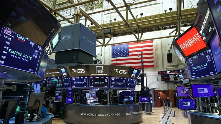New York borsası düşüşle açıldı