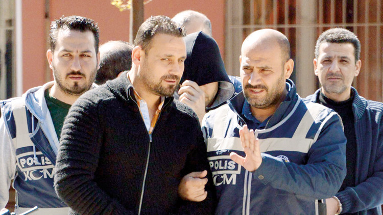 E- imza çetesinin 1 numarası yakalandı E- imza çetesinin 1 numarası yakalandı