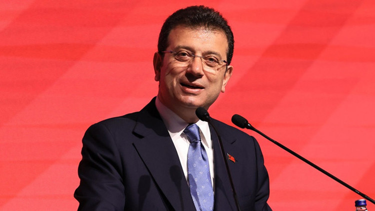 Son dakika... İmamoğlu’nun ‘savcılara hakaret’ davası düştü