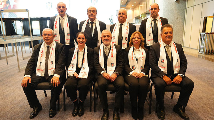 Beşiktaş Divan Kurulunun yeni başkanı Ahmet Ürkmezgil oldu Beşiktaş Divan Kurulunun yeni başkanı Ahmet Ürkmezgil oldu