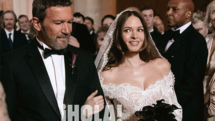 Ünlü oyuncu kızını çocukluk aşkıyla evlendirdi: Gelin gülümsedi, babası gözyaşı döktü