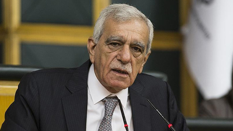 Son dakika... Ahmet Türk, Örgüt propagandası yapmak suçundan yargılandığı davada beraat etti