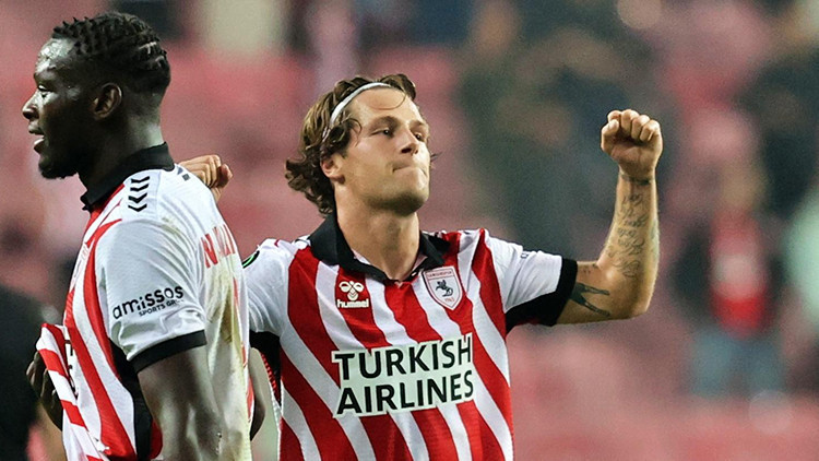 Carlo Holse: Takım halinde çok iyi bir performans gösterdik