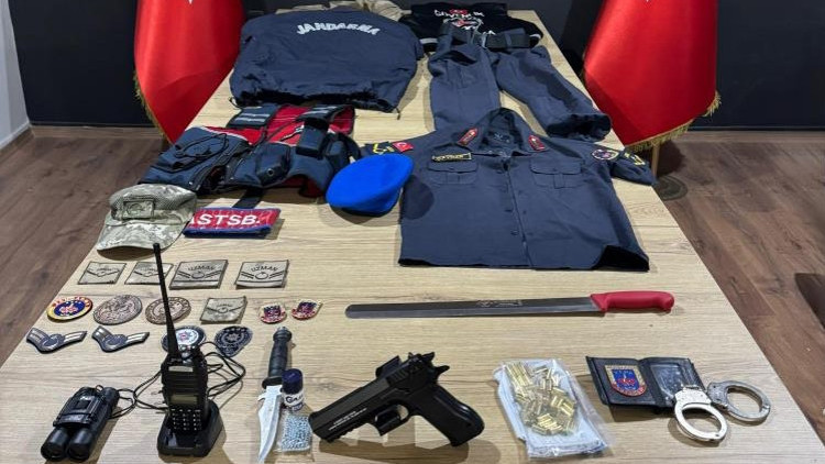 Nevşehir’de 2 DEAŞ terör örgütü üyesi yakalandı Nevşehir’de 2 DEAŞ terör örgütü üyesi yakalandı