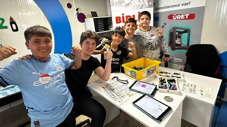 Deprem bölgesindeki öğrencilere Houston’dan davet