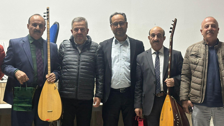 Aşıklar Kölnde atıştı