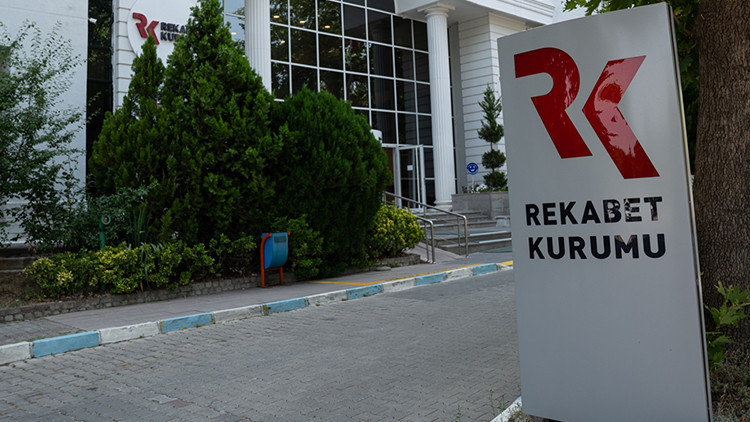 Ayakkabı ve terlik devine soruşturma