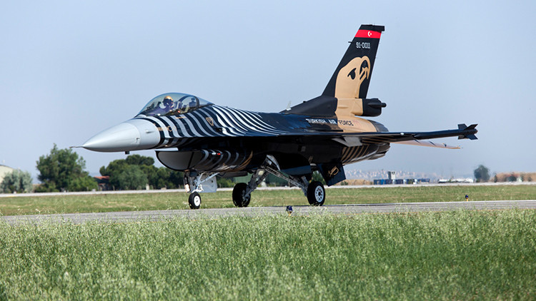 F16 Viper düğümü çözülüyor mu ABD yerine yerli ve milli sistemler takılacak... Uzman isim: Türkiye 2035te 350-400 uçağa sahip olacak