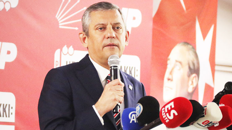 Özel: Gençlerin başka ülkelerde hayal kurması bir beka sorunudur Özel: Gençlerin başka ülkelerde hayal kurması bir beka sorunudur