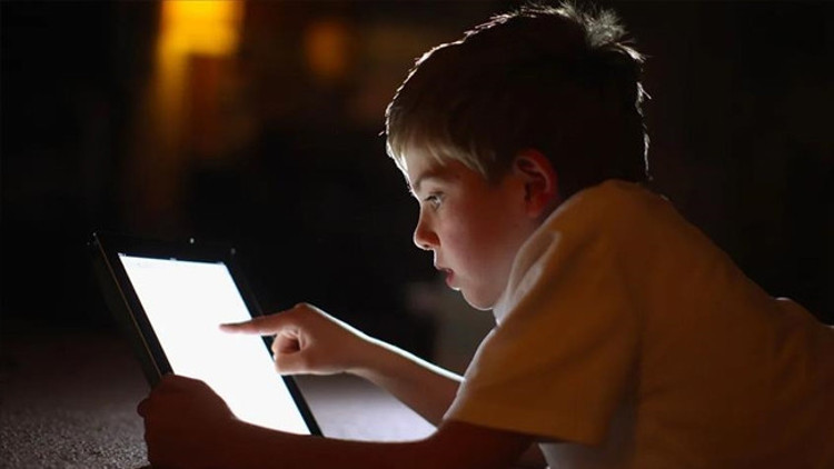 Sosyal medya ders başarısını sessizce erozyona uğratıyor