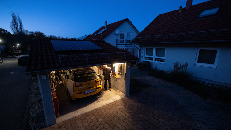 8 yıl sonra cansız bedeni garajda bulundu