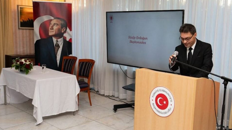 Münih Başkonsolosluğu’nda Atatürkü anma töreni