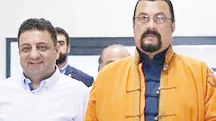 Kim bu dayı... Dilovası faciasında suçluyu kayırmaktan tutuklanmıştı Kim bu dayı... Dilovası faciasında suçluyu kayırmaktan tutuklanmıştı