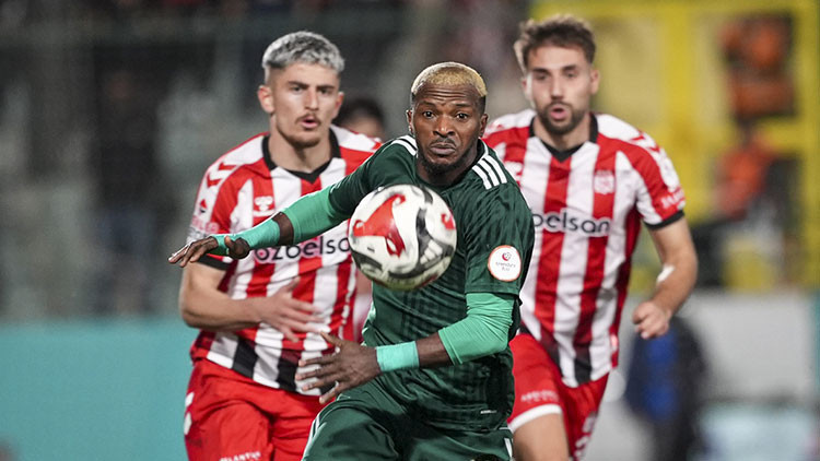 Esenler Erokspor, Sivassporu 2 golle geçti