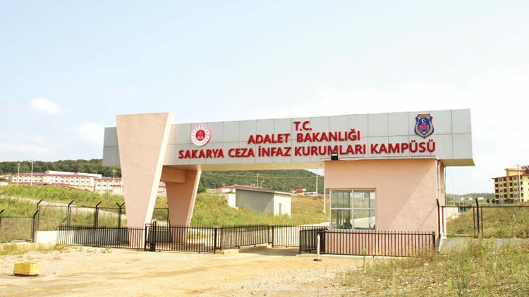 Fail konserve balık mı Fail konserve balık mı