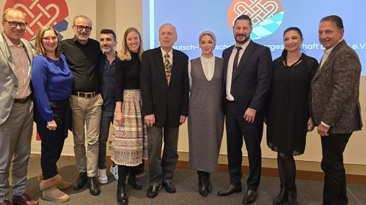 Nürnberg’de doktor-hasta seminerinde kadın sağlığı ele alındı