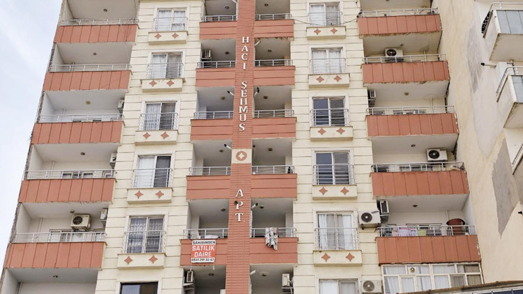 Katliam evinden silah çıkmadı... Cinayet ihtimali araştırılıyor Katliam evinden silah çıkmadı... Cinayet ihtimali araştırılıyor
