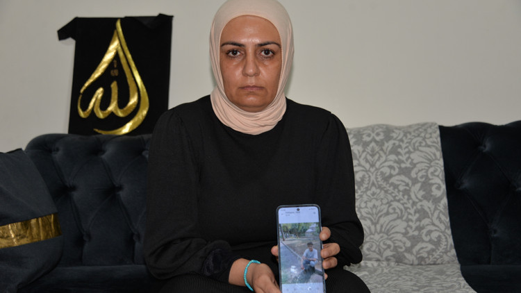 Oğullarının katilini bulmak için öldürüldüğü mahalleye taşındılar