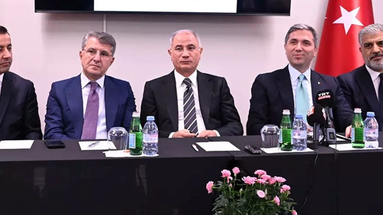 AK Parti Genel Başkanvekili Efkan Ala Londrada