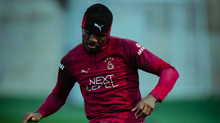 Galatasarayda derbi öncesi Victor Osimhen gelişmesi Galatasarayda derbi öncesi Victor Osimhen gelişmesi