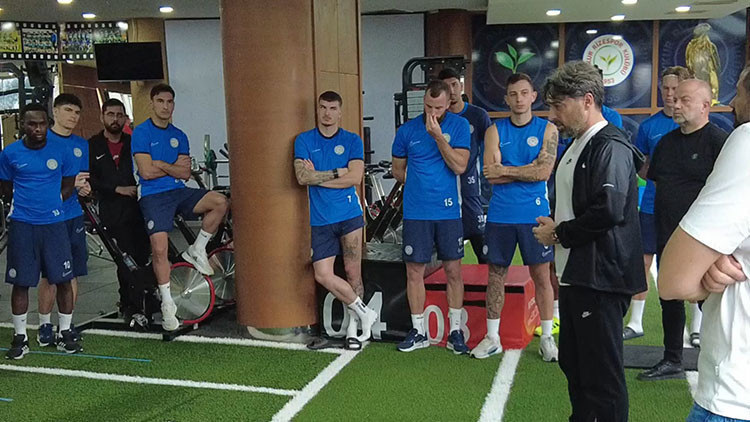 İlhan Palut, Çaykur Rizespor’a veda etti