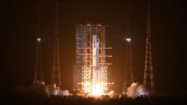 Çin, Şıcien uydusunu uzaya gönderdi