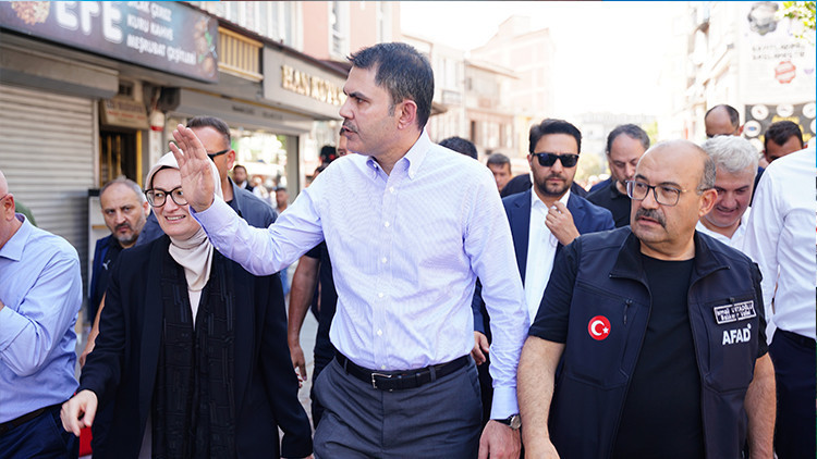 Bakan Kurum: Deprem bölgesinde artık son çiviler çakılıyor, son tuğlalar koyuluyor