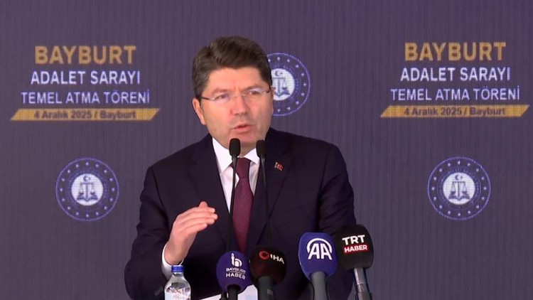 Bakan Tunç: Tuzaklara karşı uyanık olmaya devam edeceğiz Bakan Tunç: Tuzaklara karşı uyanık olmaya devam edeceğiz