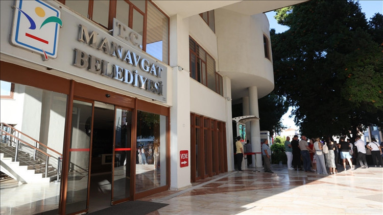 Manavgat Belediyesine yönelik rüşvet soruşturması: Ruhsat için 200 bin avro istendiği iddia edildi