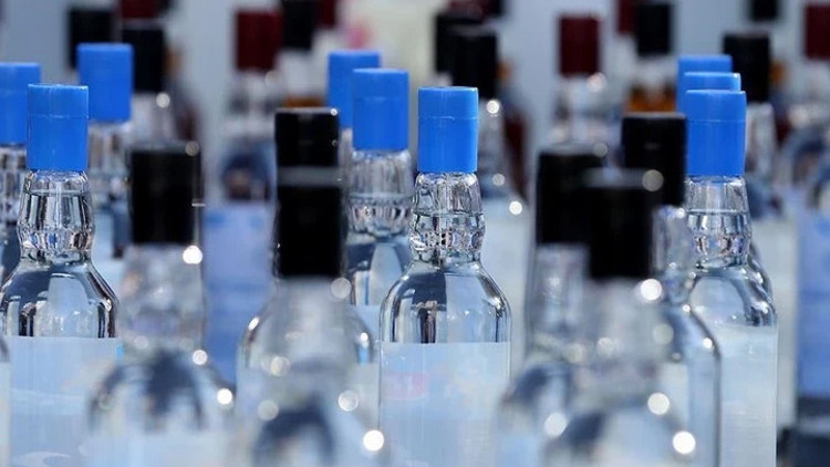 Yılbaşı öncesi sahte alkol uyarısı Belirtiler 12-24 saat sonra ortaya çıkar