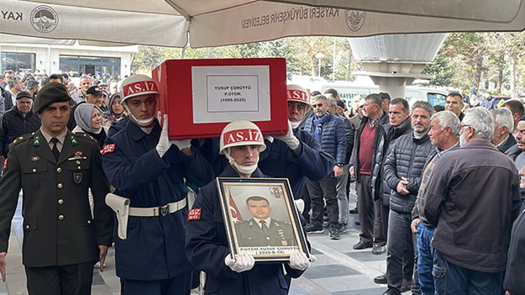 Motosiklet kazasında hayatını kaybetmişti Üsteğmen Yusuf Çürüttü son yolculuğuna uğurlandı