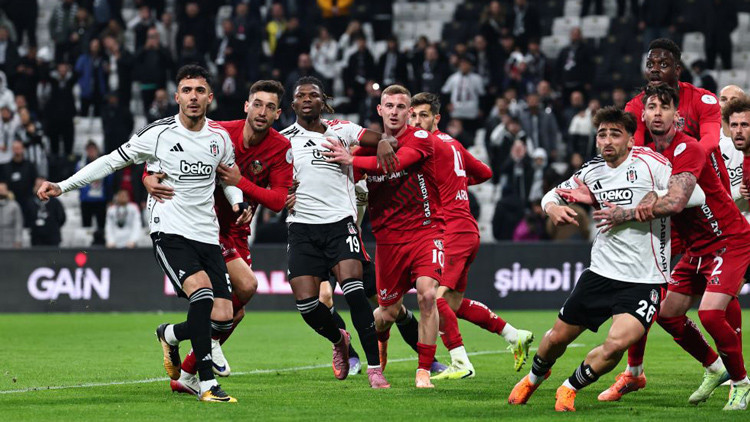Beşiktaş 2-2 Gaziantep FK (Süper Lig maçı özeti) Beşiktaş 2-2 Gaziantep FK (Süper Lig maçı özeti)