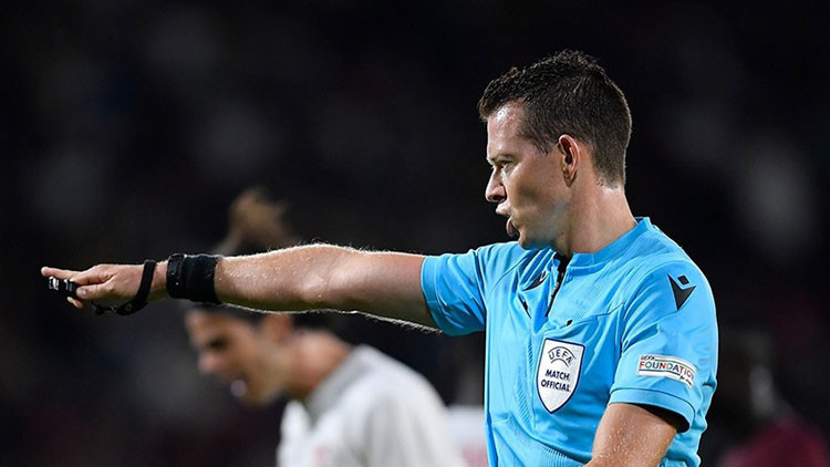 Fenerbahçeyi yakan hakem Galatasaray maçında