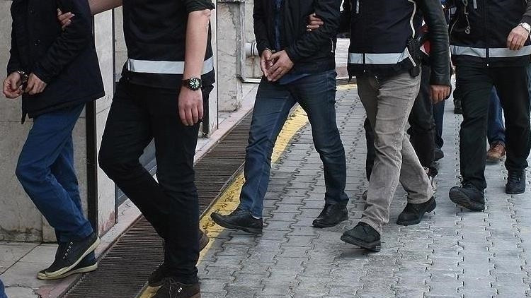 6 ilde eş zamanlı FETÖ operasyonu