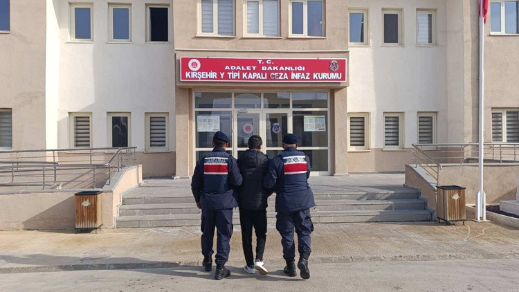 Kırşehirde firari 2 hükümlü yakalandı