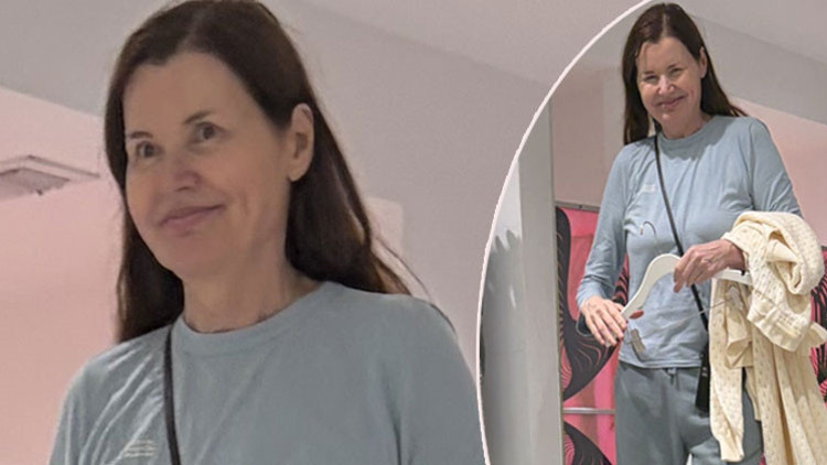 Güzelliğiyle nefes kesti, en yakışıklı erkeği öptü... Ama şimdi kim inanır çok ünlü olduğuna... Yanından geçenler bile tanıyamadı